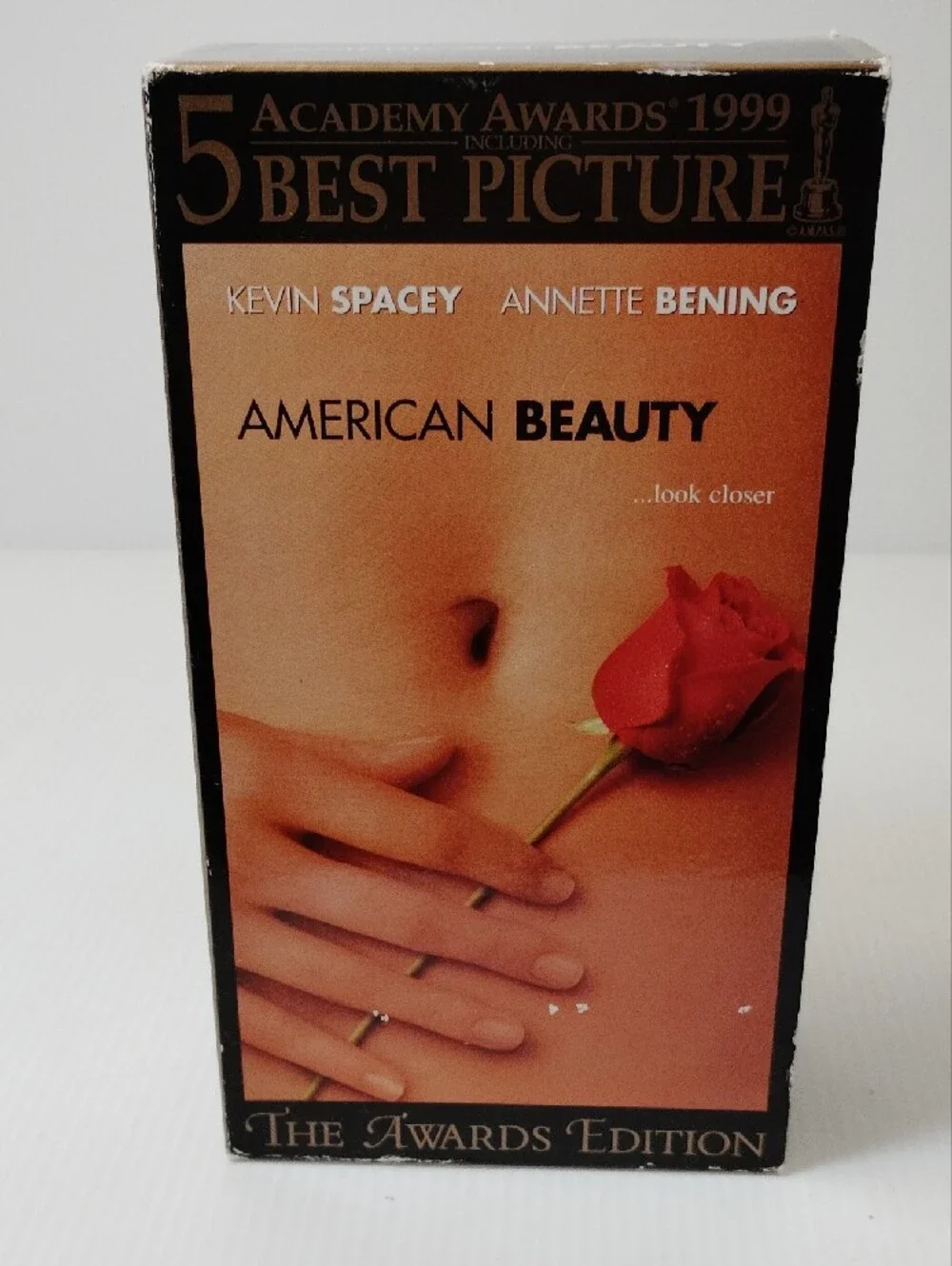 12 For $8 Dreamworks American Beauty VHS Tape Set - Counts As ONE VHS In Bundle